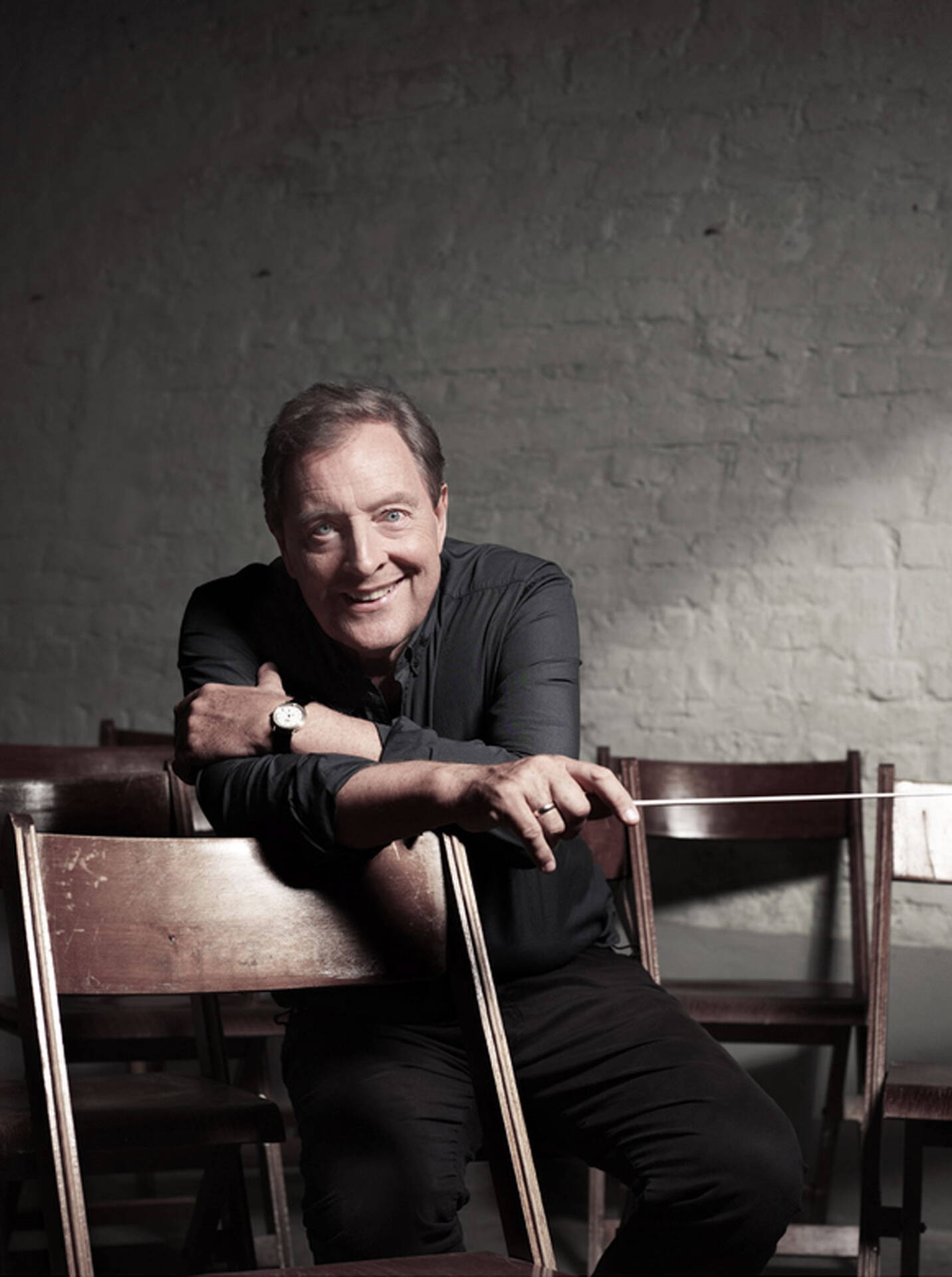 Howard Griffiths by Thomas Rabsch.jpg